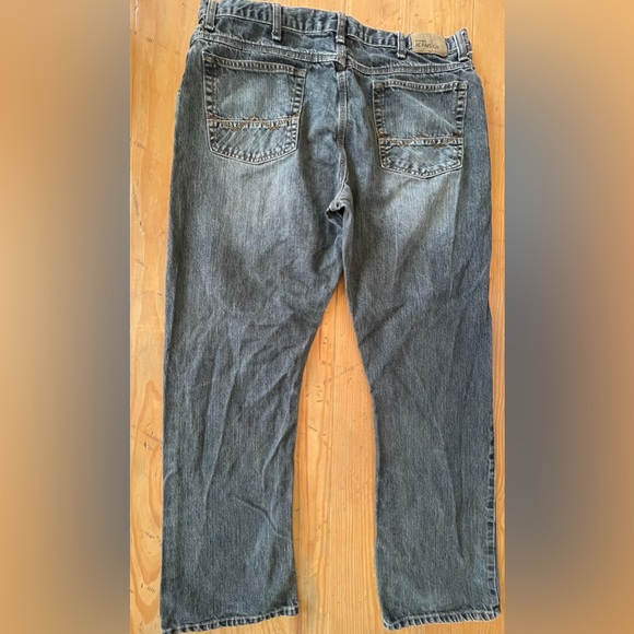 Men’s Relaxed Fit Boot Cut Jeans 38X32 - Picture 9 of 9